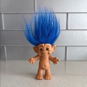 🏴 vintage Blue Hair Troll Doll